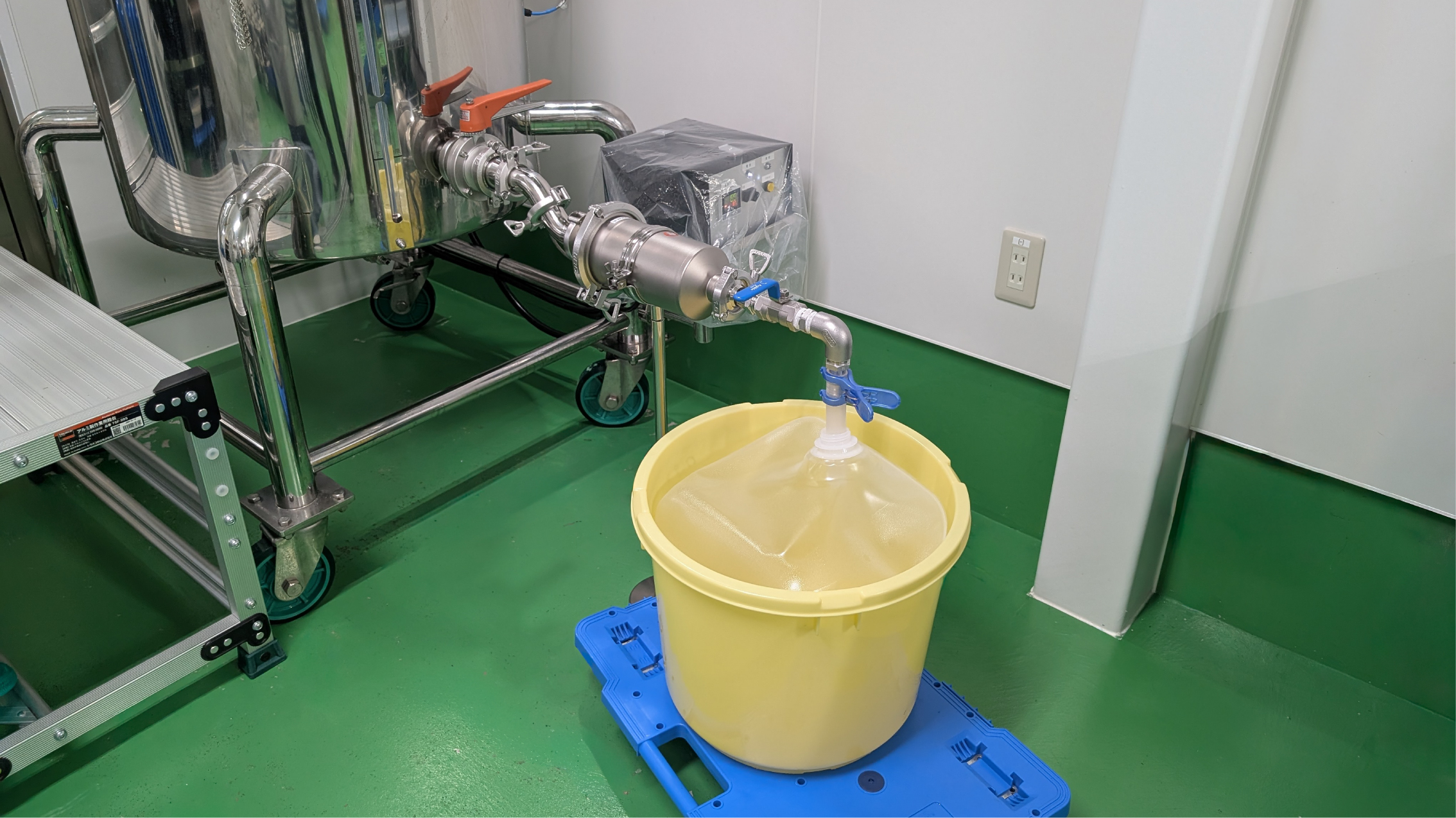 導入後の充填作業風景