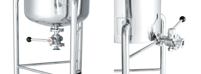 下部排出と横排出のバルブ位置比較