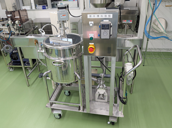 タンク移動による清掃性の向上