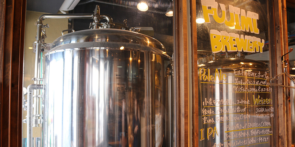 ダイニングバー運営会社様クラフトビール醸造用発酵タンク導入事例