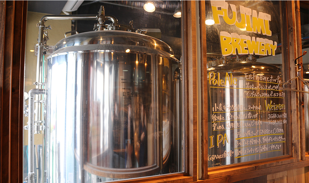 ダイニングバー運営会社 L社様イメージ画像