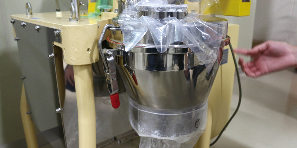 新型のホッパー型部品