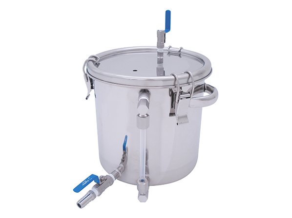 アルコール供給容器【採用事例】