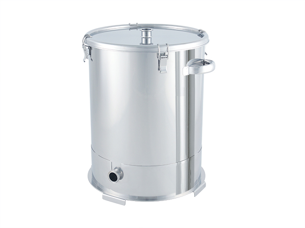 積み重ねできる片テーパー型容器【採用事例】