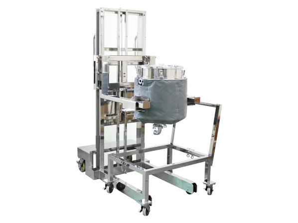 【採用事例】リフターで昇降できる架台分離式ジャケットタンク