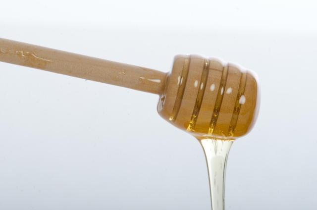 ステンレス容器の実験事例：高粘度の液体を垂らさずに移し替える