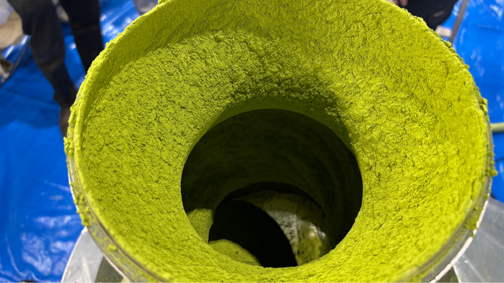 空気輸送機内の付着